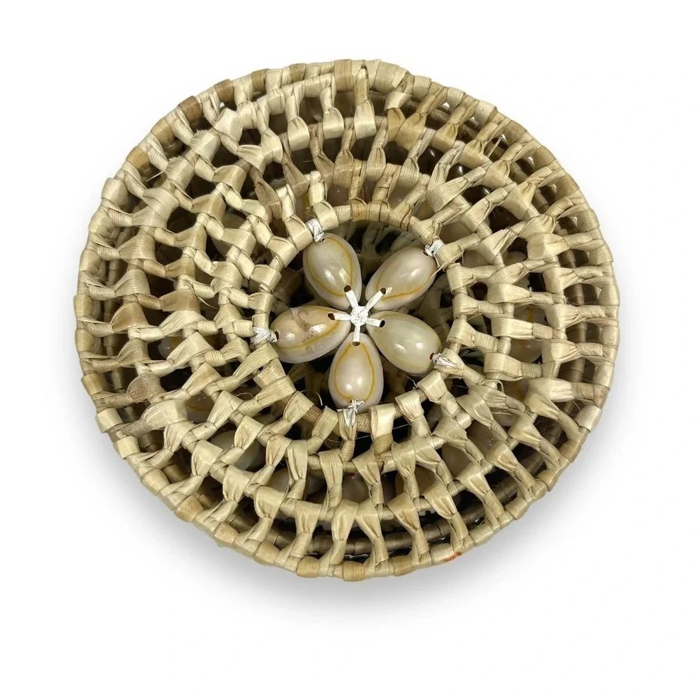 Vintage Handmade Cowrie Seashell Art Wicker Coasters & Box From The Phillipines